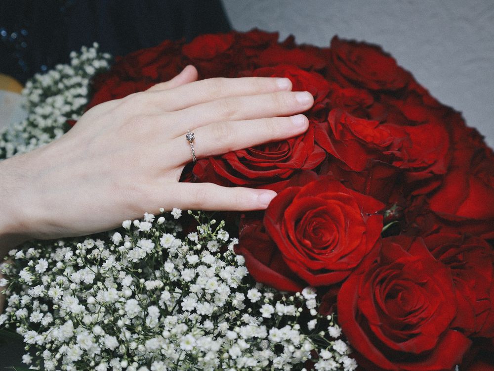 Kına Gecesi: Blumen zum türkischen Henna-Abend aus dem Ausland schicken